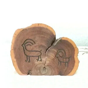 Carved wood mother and child deer mom and fawn? decor